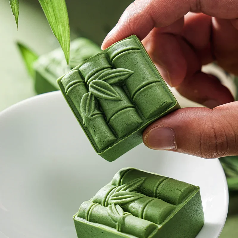 Household mung bean cake compl – обзор и цена Bunny Cake Mold